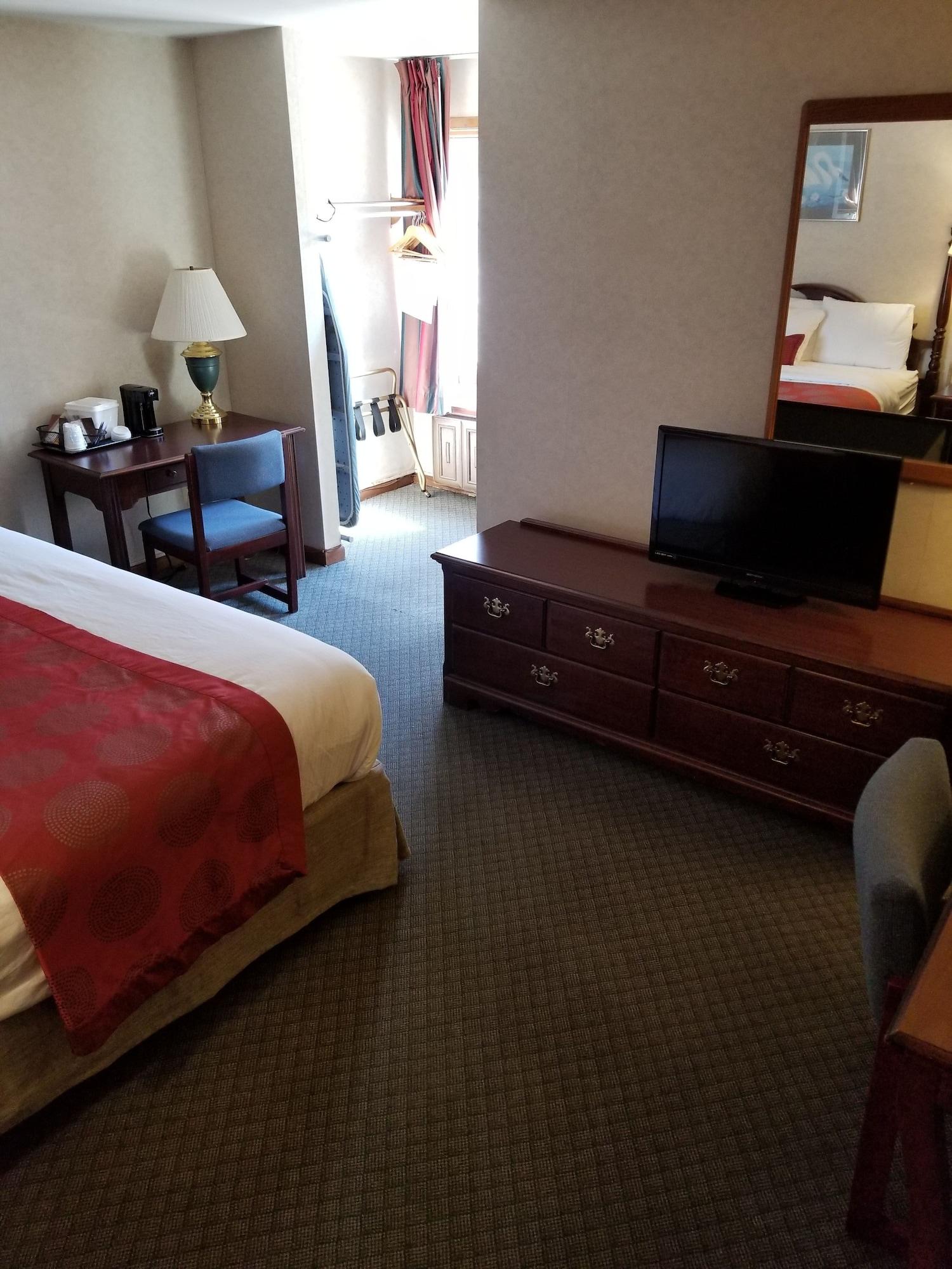 Ramada Inn Flemington Bagian luar foto
